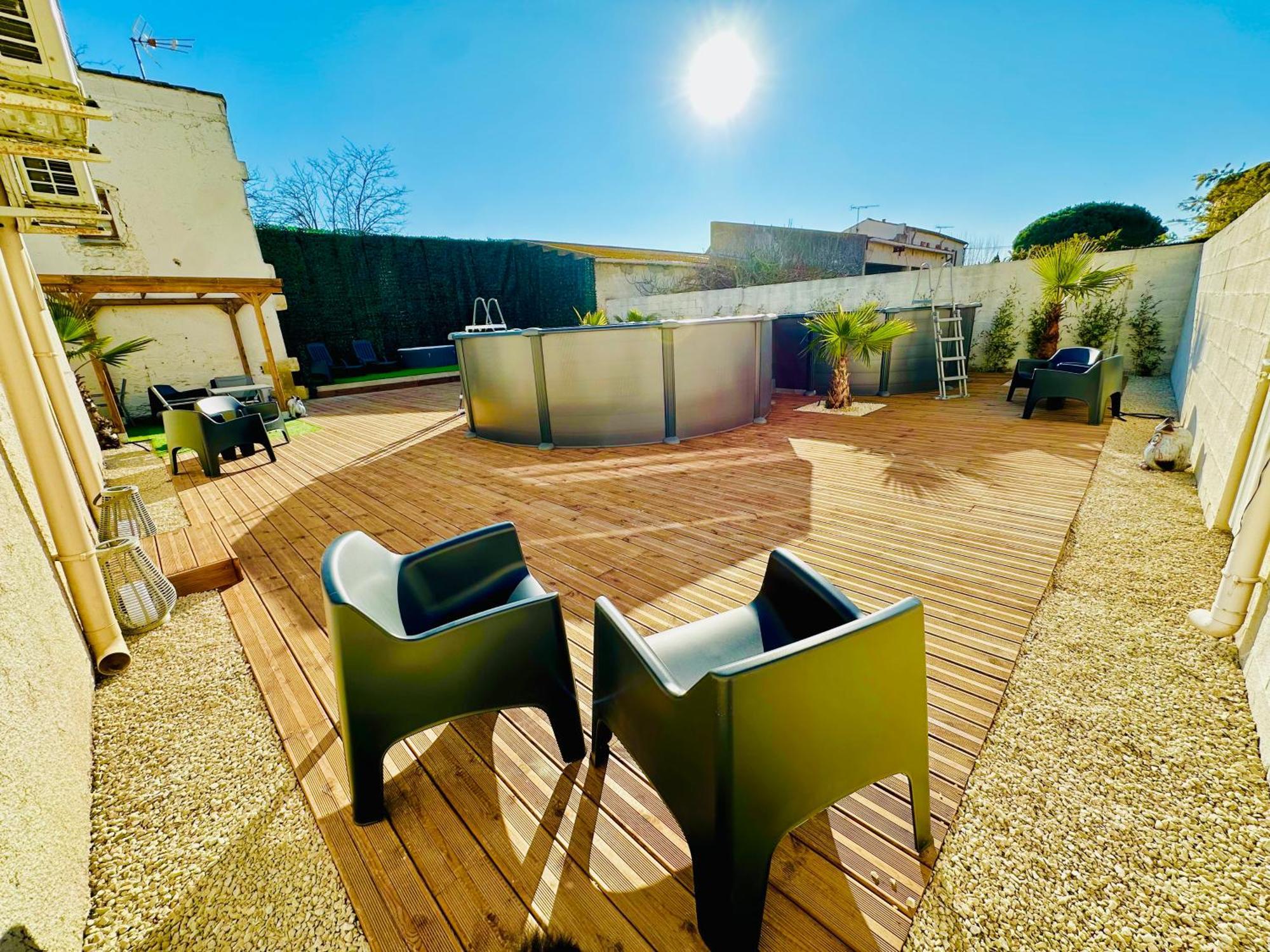 Les Appartements Du Mas - Emeraude Aigues-Mortes Exterior photo