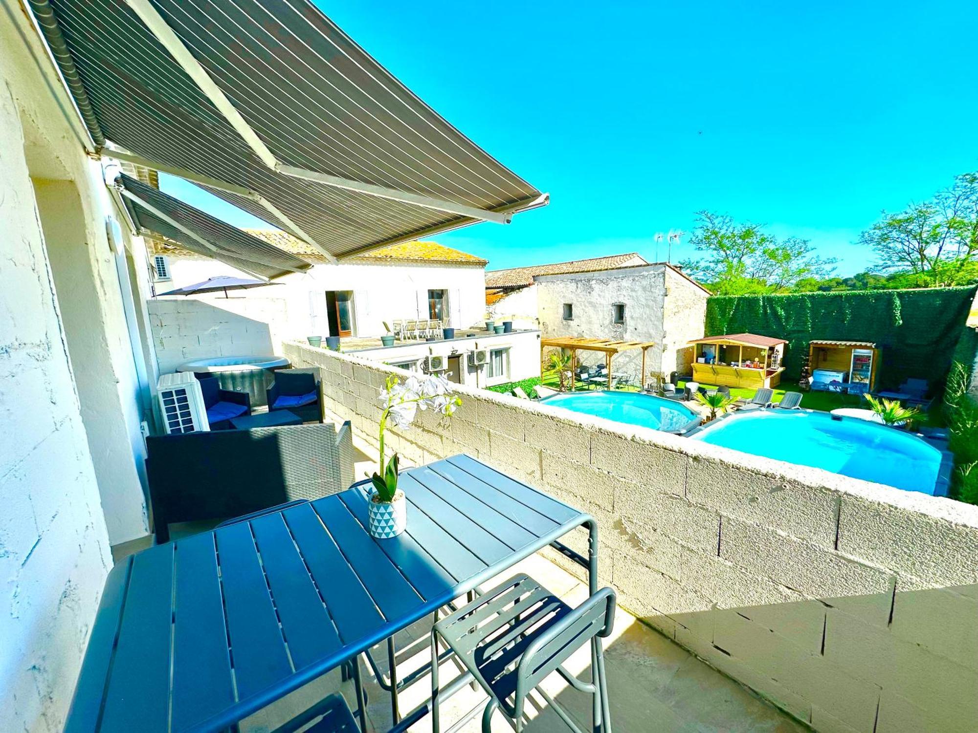 Les Appartements Du Mas - Emeraude Aigues-Mortes Exterior photo
